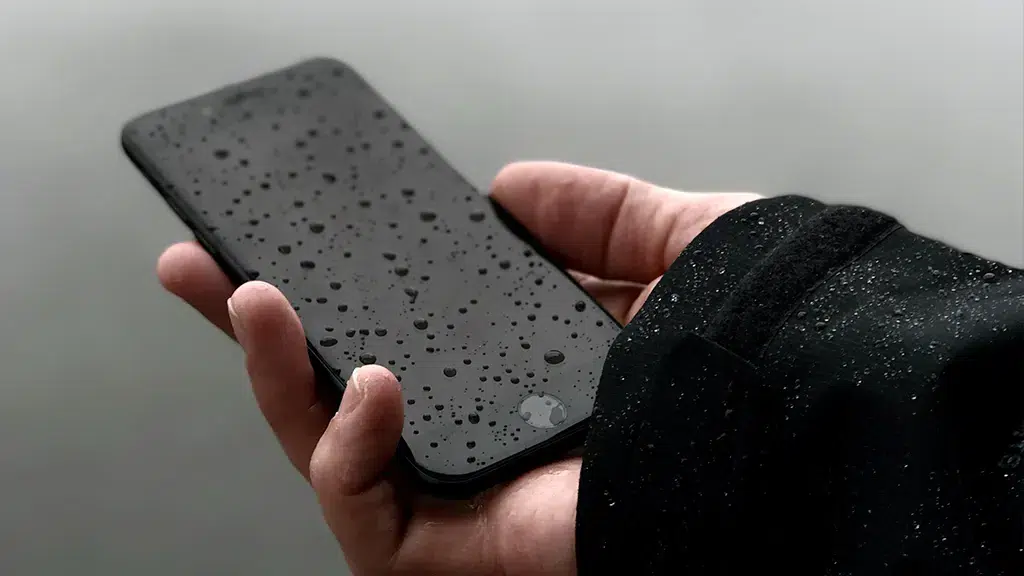 How to fix your water-damaged phone in 8 steps